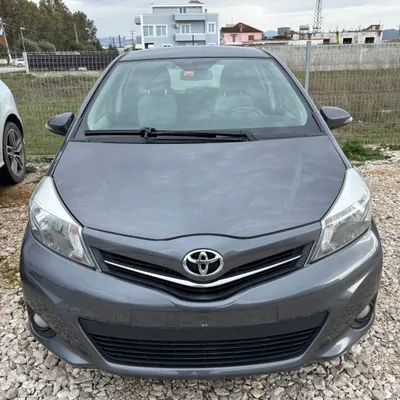 Toyota Yaris 2012 në shitje