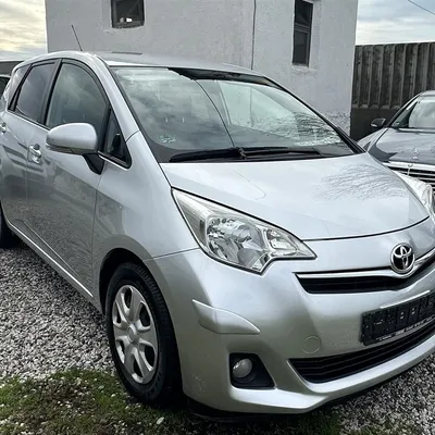 Toyota Verso-S 2011 në shitje