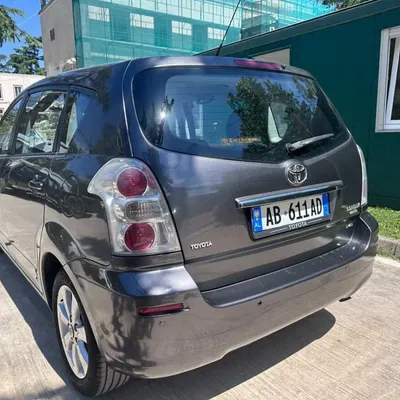 Toyota Corolla Verso 2008 në shitje