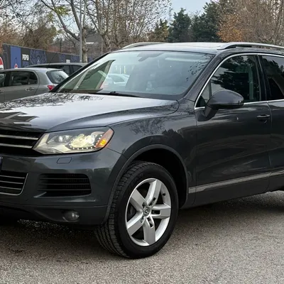 Volkswagen Touareg 2013 në shitje