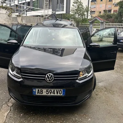 Volkswagen Touran 2013 në shitje