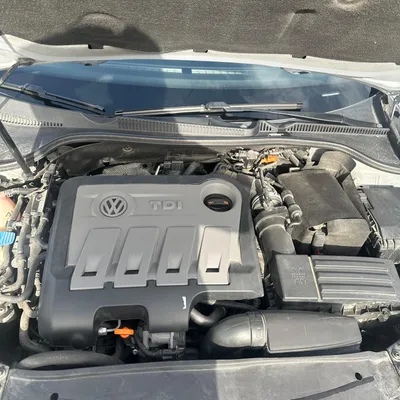 Volkswagen Golf 2012 në shitje