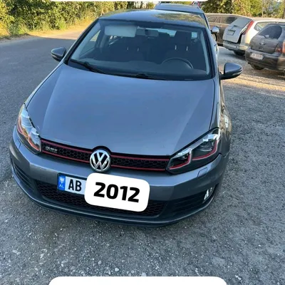 Volkswagen Golf 2012 në shitje