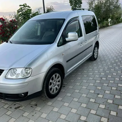 Volkswagen Caddy 2010 në shitje