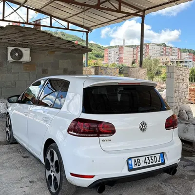 Volkswagen Golf 2009 në shitje