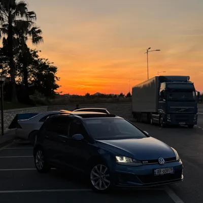 Volkswagen Golf 2014 në shitje