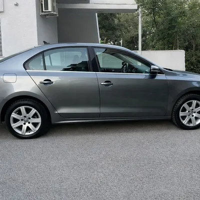 Volkswagen Jetta 2015 në shitje