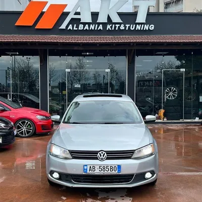 Volkswagen Jetta 2012 në shitje