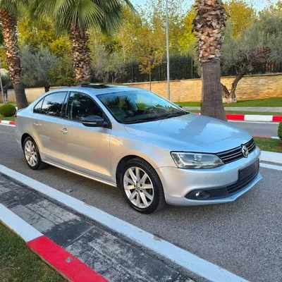 Volkswagen Jetta 2012 në shitje