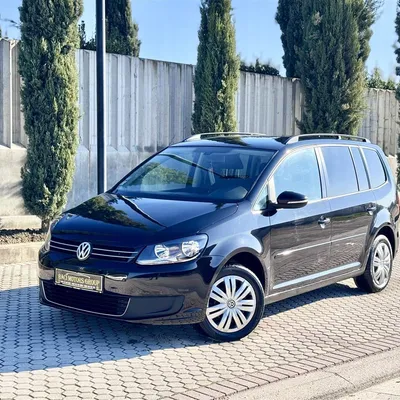 Volkswagen Touran 2010 në shitje