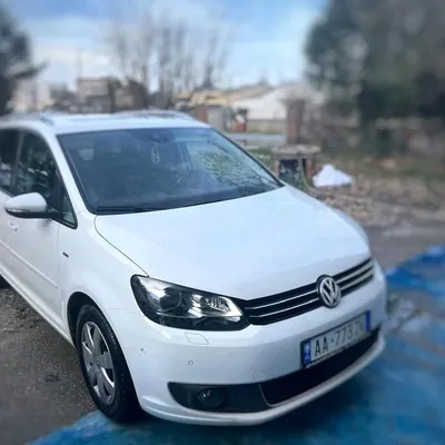 Volkswagen Touran 2013 në shitje