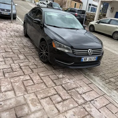 Volkswagen Passat 2012 në shitje