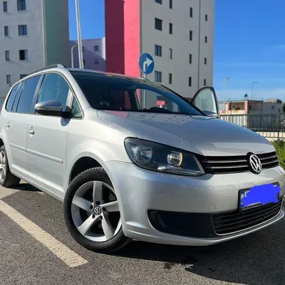 Volkswagen Touran 2010 në shitje