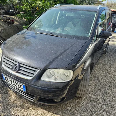 Volkswagen Touran 2005 në shitje