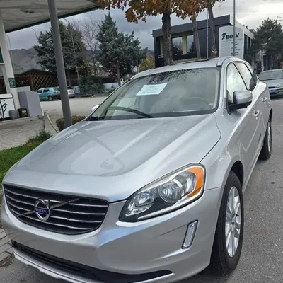 Volvo XC60 2015 në shitje