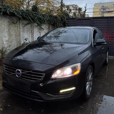 Volvo S60 2015 në shitje
