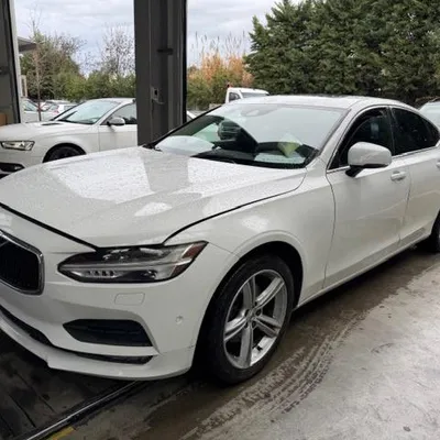 Volvo S90 2017 në shitje