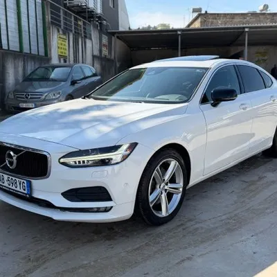 Volvo S90 2017 në shitje