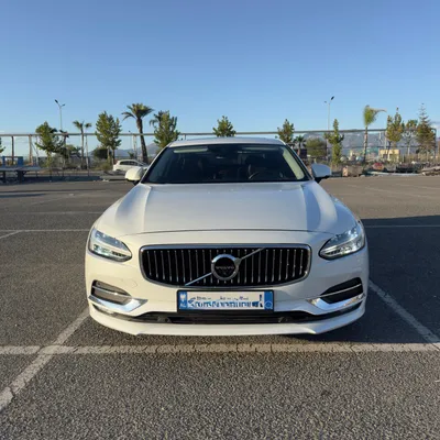 Volvo S90 2018 në shitje