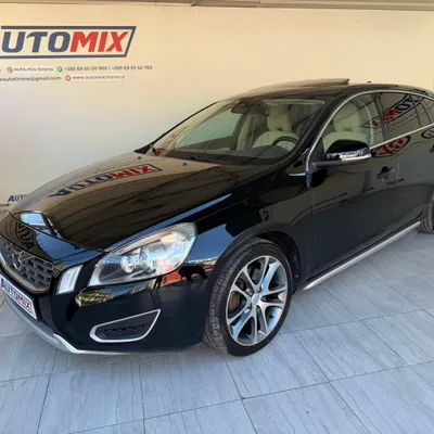 Volvo V60 2011 në shitje