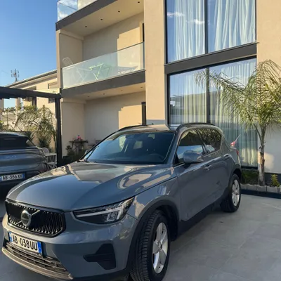 Volvo XC40 2022 në shitje