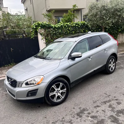 Volvo XC60 2011 në shitje