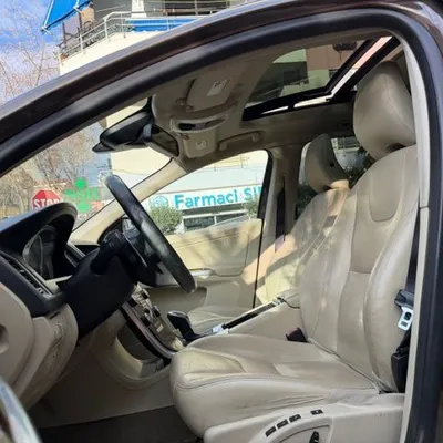 Volvo XC60 2015 në shitje