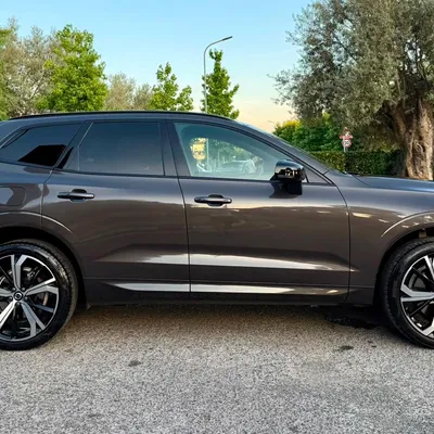 Volvo XC60 2023 në shitje