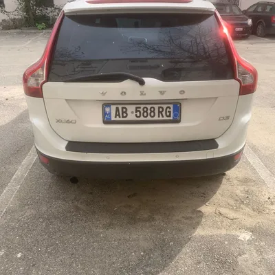 Volvo XC60 2013 në shitje