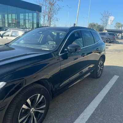 Volvo XC60 2022 në shitje