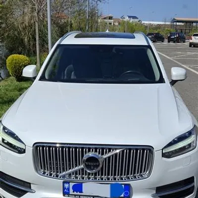 Volvo XC90 2017 në shitje