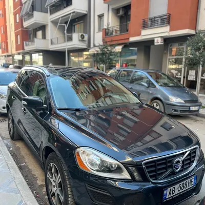 Volvo XC60 2012 në shitje
