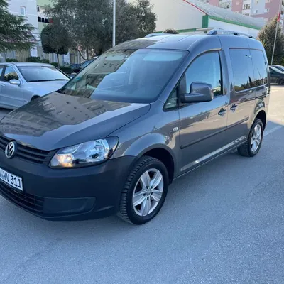 Volkswagen Caddy 2012 në shitje