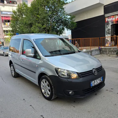 Volkswagen Caddy 2011 në shitje