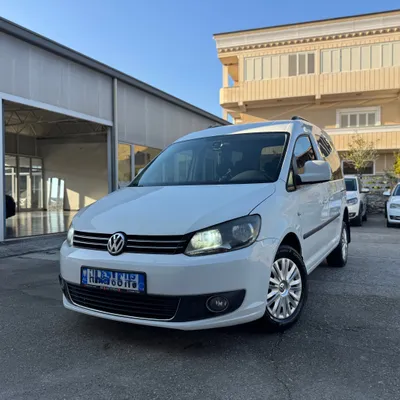 Volkswagen Caddy 2012 në shitje