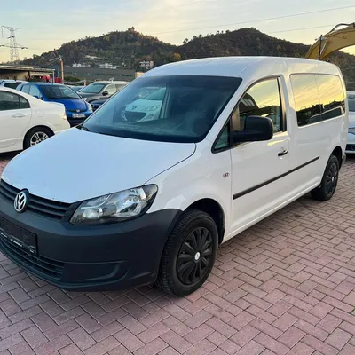 Volkswagen Caddy 2011 në shitje