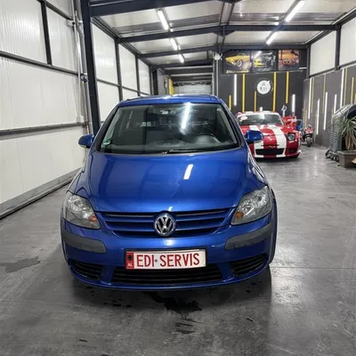 Volkswagen Golf 2006 në shitje