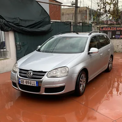 Volkswagen Golf 2008 në shitje