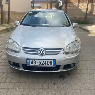 Volkswagen Golf 2007 në shitje