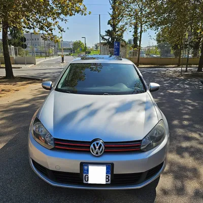 Volkswagen Golf 2010 në shitje