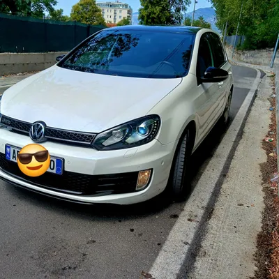 Volkswagen Golf 2012 në shitje