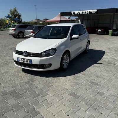 Volkswagen Golf 2010 në shitje