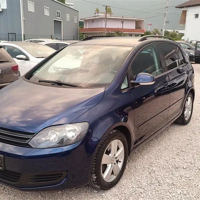 Volkswagen Golf 2009 në shitje