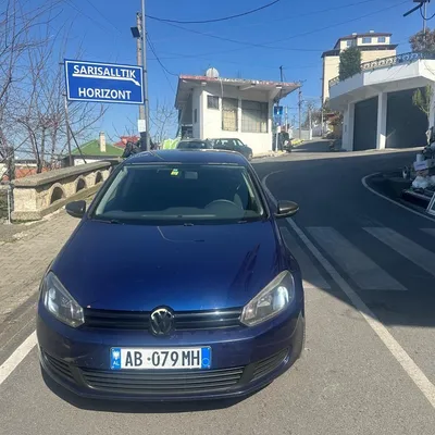 Volkswagen Golf 2009 në shitje