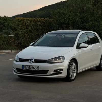 Volkswagen Golf 2014 në shitje