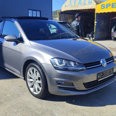 Volkswagen Golf 2013 në shitje