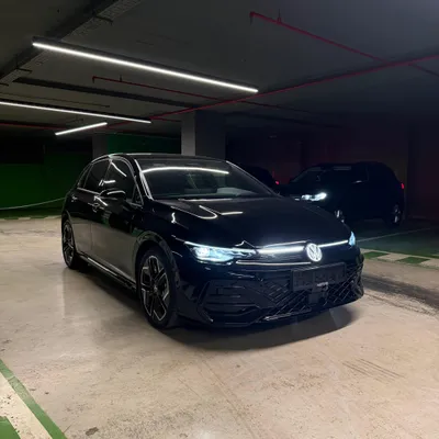Volkswagen Golf 2026 në shitje