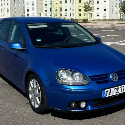 Volkswagen Golf 2005 në shitje