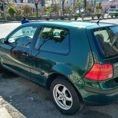 Volkswagen Golf 1999 në shitje