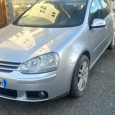 Volkswagen Golf 2007 në shitje